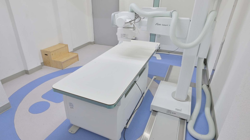 RX Rodilla Izquierda 2 Proy. (Ap y Lat)